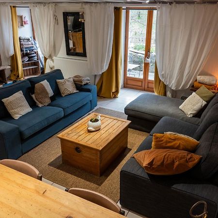 Rives De Bourges Apartment Burzet Екстериор снимка