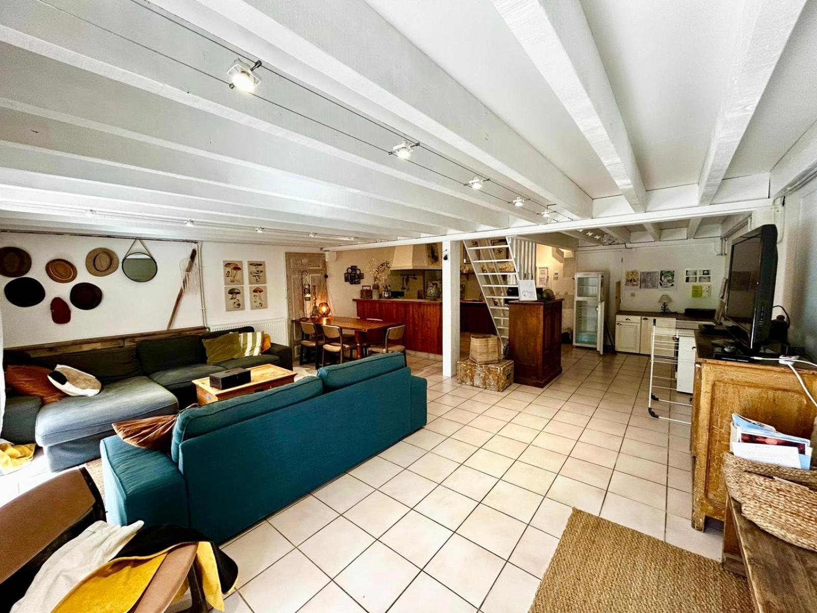 Rives De Bourges Apartment Burzet Екстериор снимка