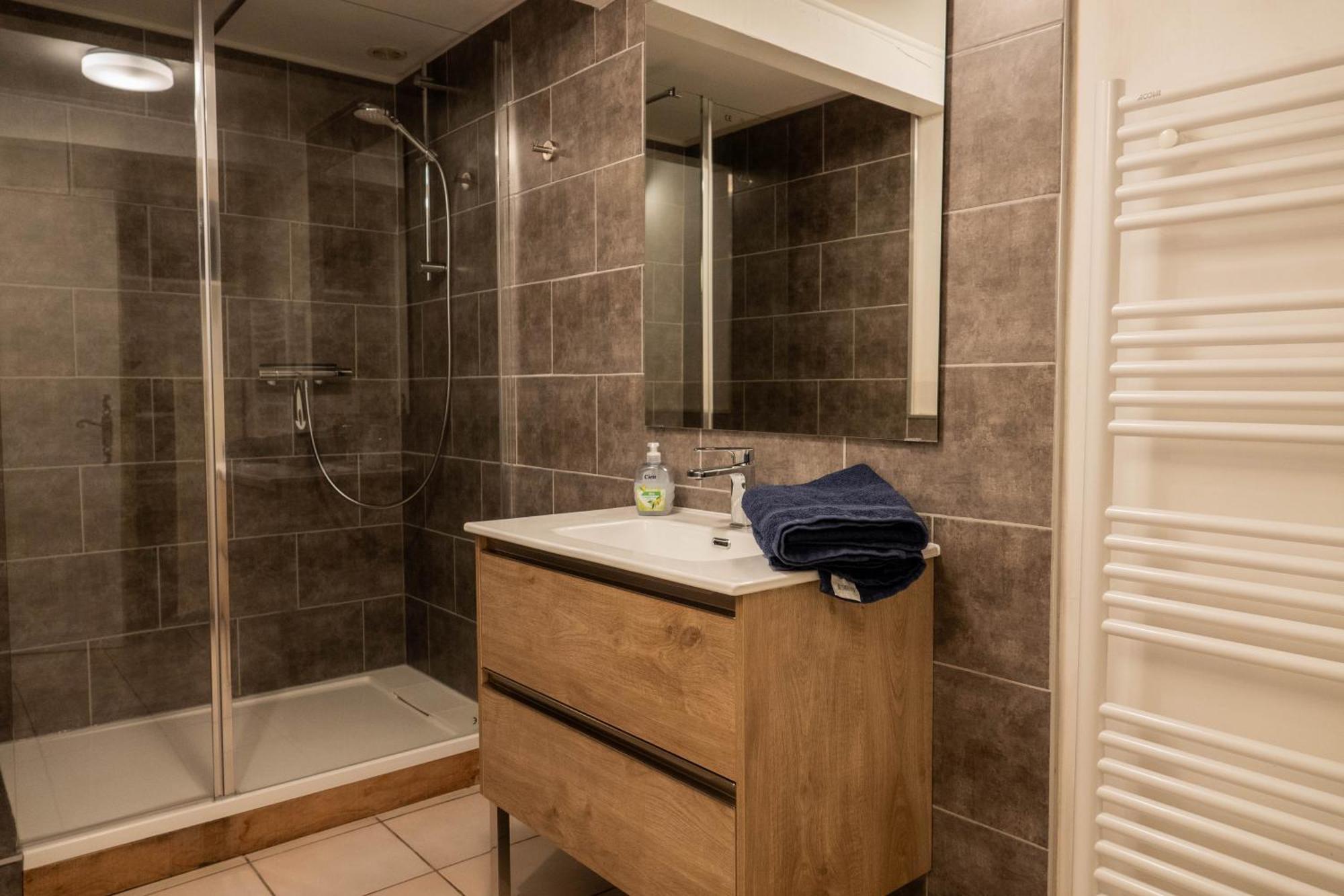Rives De Bourges Apartment Burzet Екстериор снимка