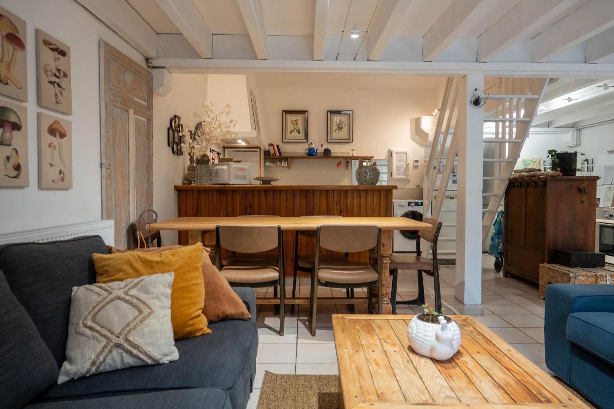 Rives De Bourges Apartment Burzet Екстериор снимка