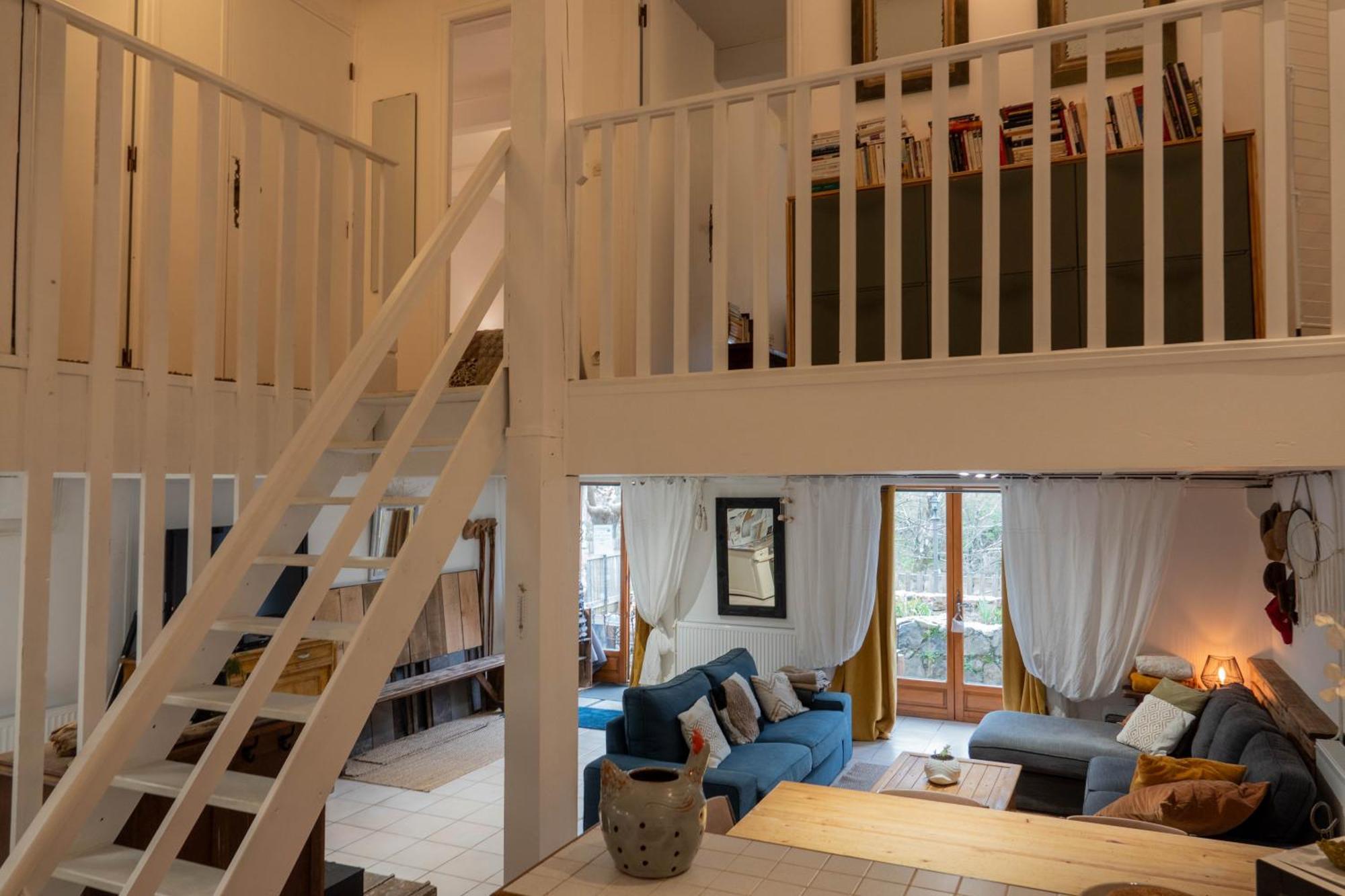 Rives De Bourges Apartment Burzet Екстериор снимка